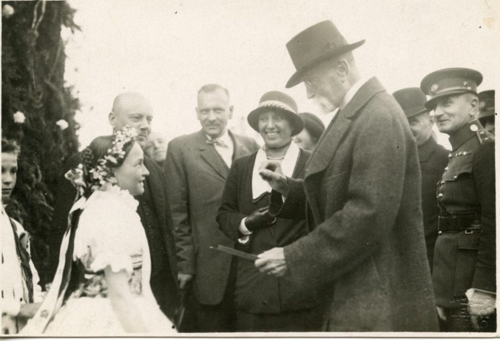 From the archives: This photo of Dr. Alice Garrigue Masarykova, in the dark hat and suit coat with light lapels, with her father Tomas Garrigue Masaryk speaking to a young girl in the Czech Republic was donated by the Komensky Society. Dr. Alice Masaryk’s work with the Czechoslovak Red Cross involved the Coe College Camp in Cernovice, which was a health and rehabilitation camp for children whose lives and health had been devastated by World War I. The camp was funded by the efforts Komensky Society and Dr. Anna Heyberger at Coe College in Cedar Rapids, Iowa.